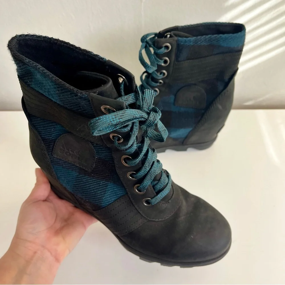 Sorel Women's Lexie Wedge Boot Size 8.5 - Picture 2 of 8